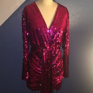 Selling this beautiful glitz and glam dress.
